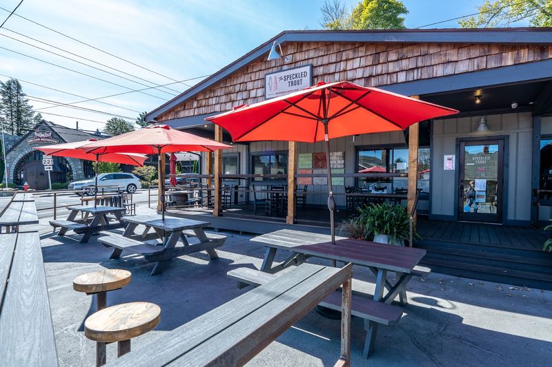 The Speckled Trout Restaurant and Bottle Shop (Blowing Rock)