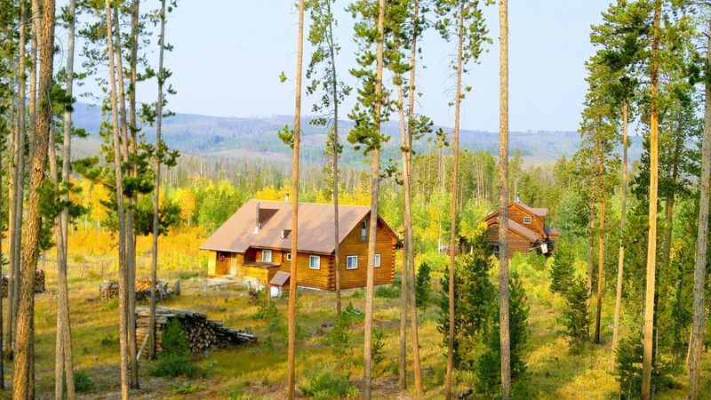 Rustic Camping Without the Chaos