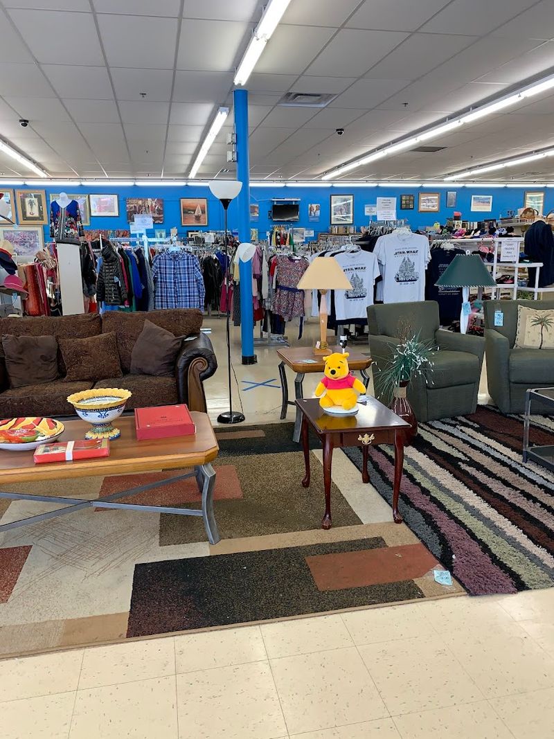 Boys & Girls Clubs of Central Florida Thrift Store 