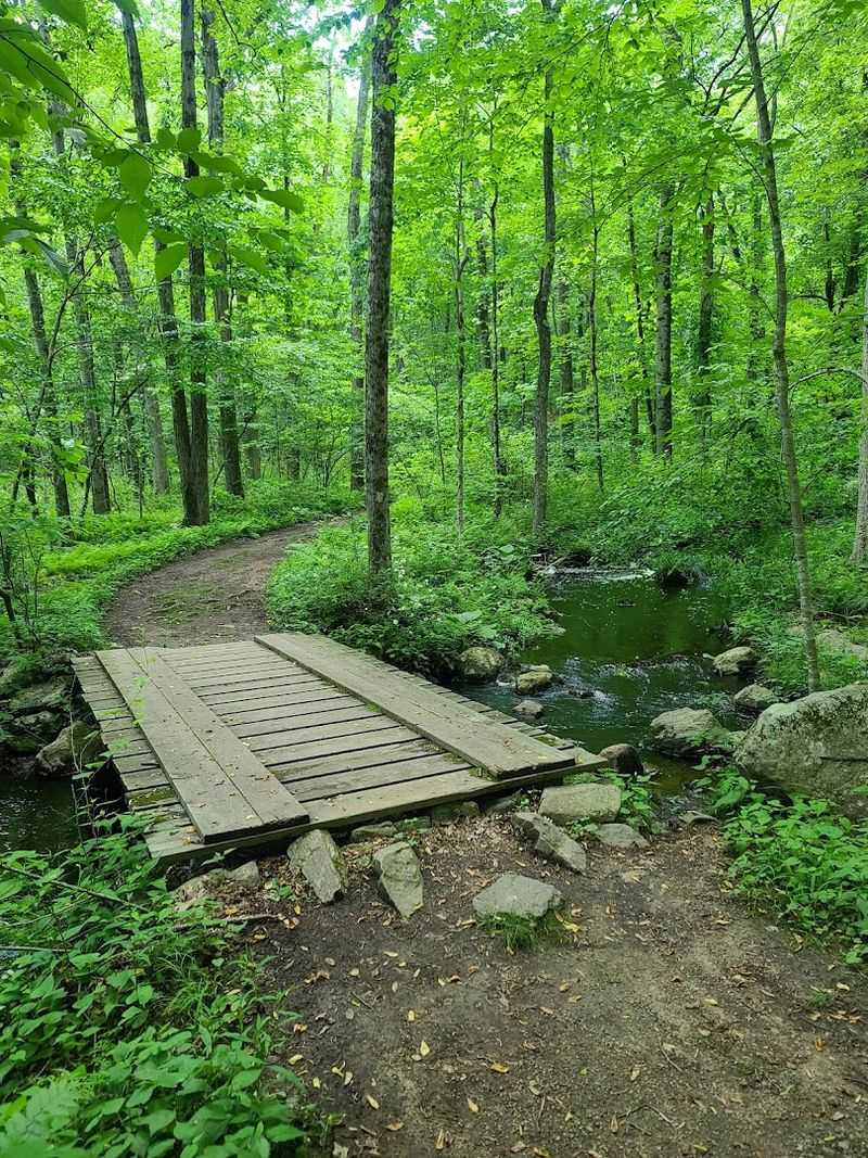Devil's Den Preserve Trail