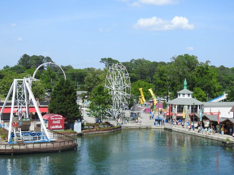 Lake Winnepesaukah Water Park