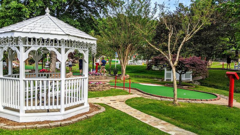 Alpine Mini Golf