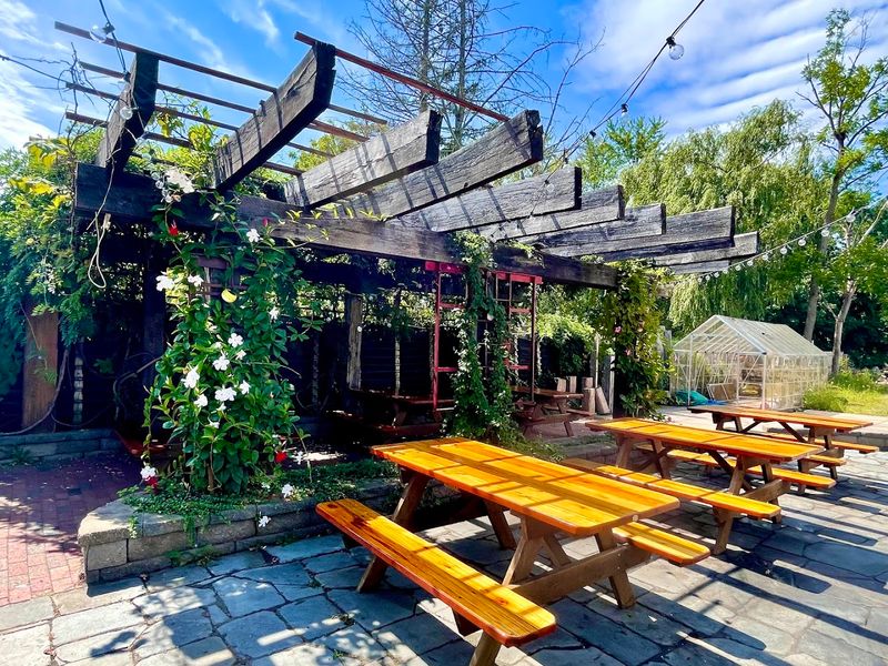 Taino Smokehouse - Middletown, Middlesex County