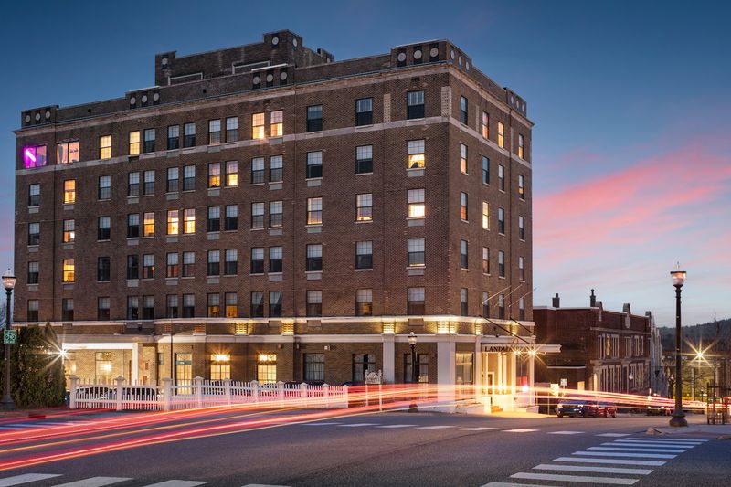 The Landmark Inn - Marquette, Marquette