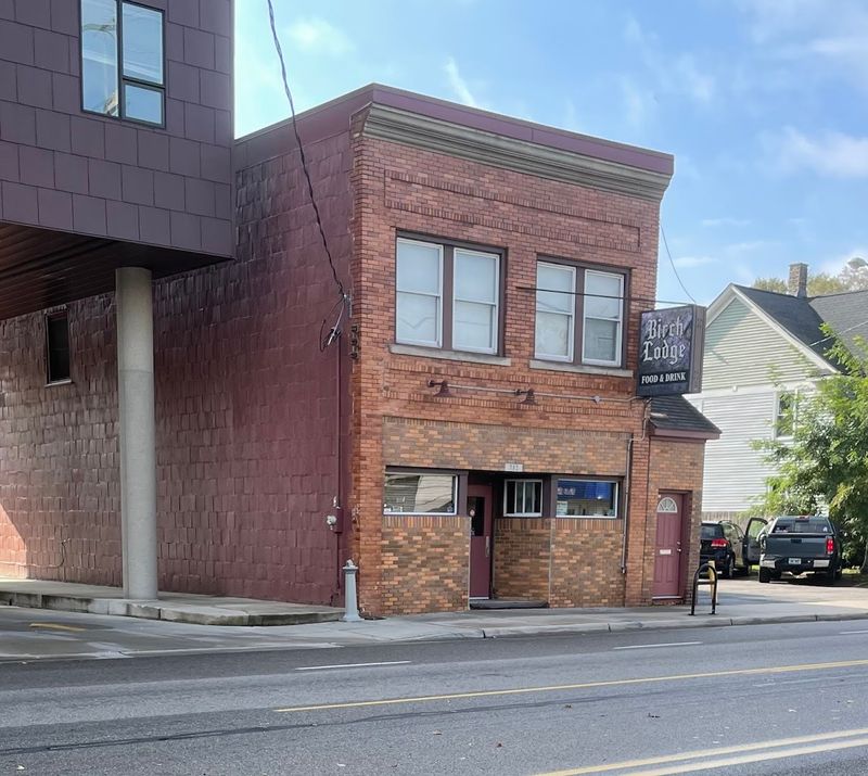 Birch Lodge - Grand Rapids