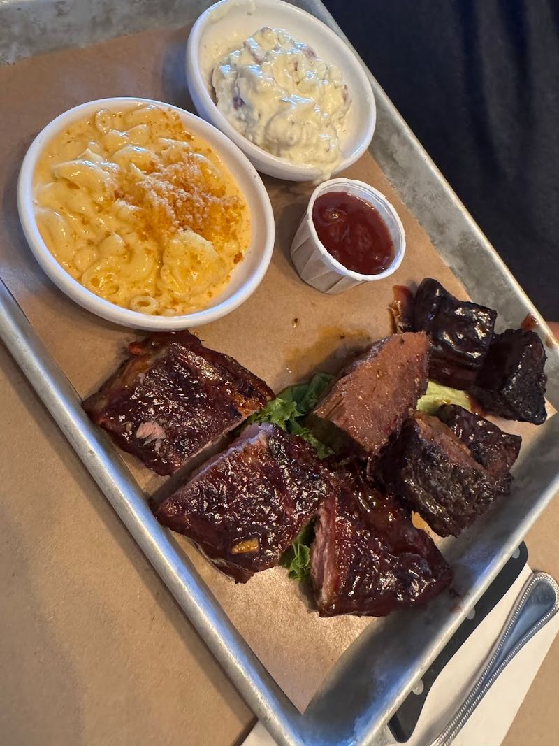 Smokin' With Chris — Southington, Connecticut
