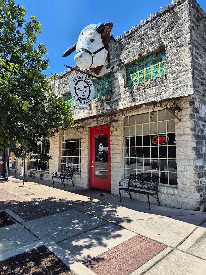 Texan Café & Pie Shop – Hutto, TX