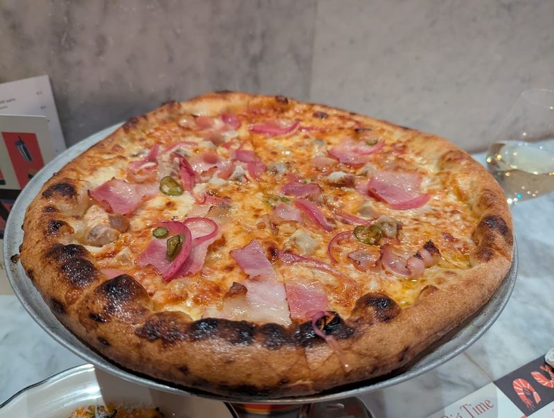 Benny&rsquo;s Big Time Pizzeria