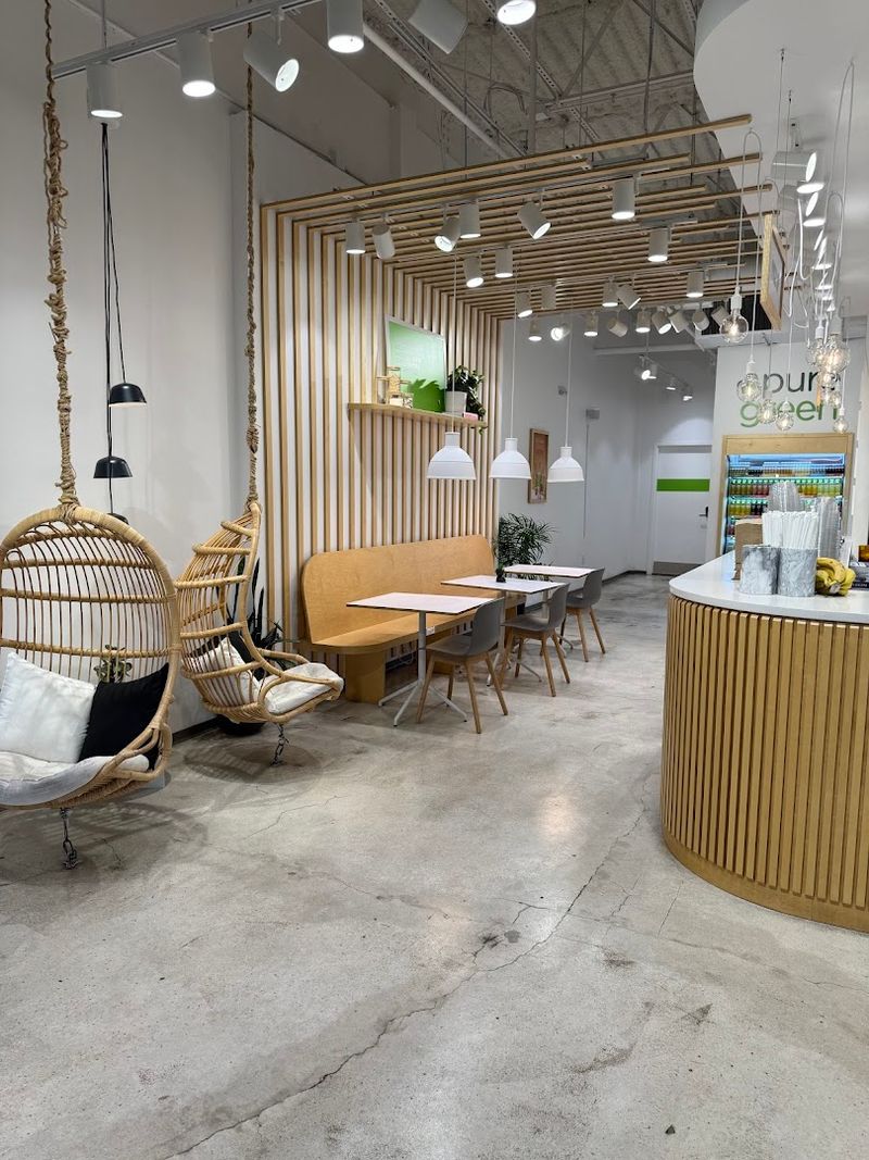 Pure Green Juice Bar Buckhead Crossing, Atlanta
