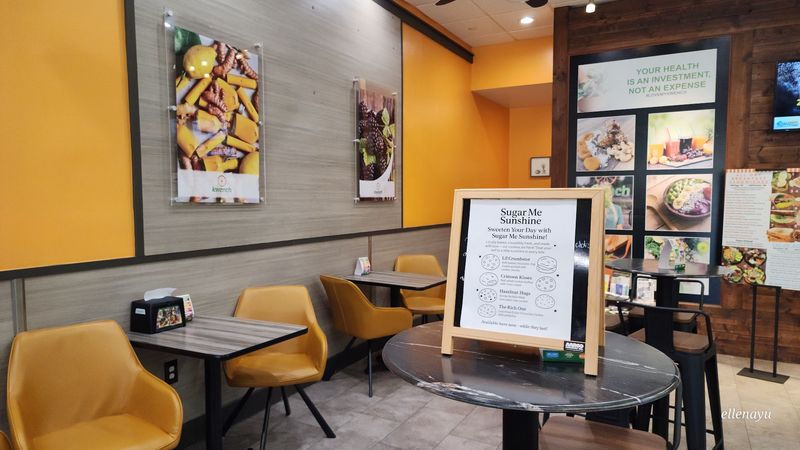 Kwench Juice Bar & Café