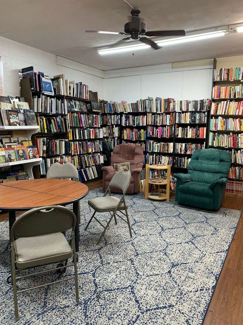 Family Book Shop - DeLand