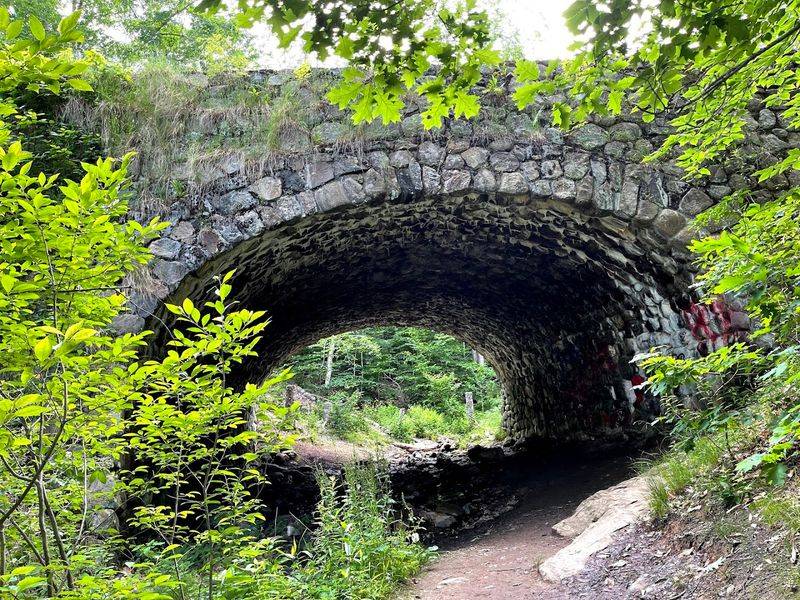 Devil's Hopyard Trails