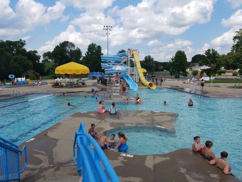 Marietta Aquatic Center - Marietta, OH