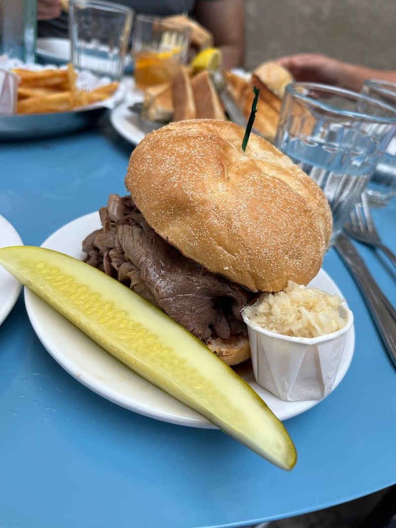 Meetinghouse &ndash; Philadelphia, PA