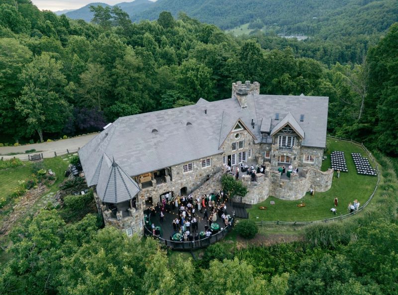 Castle Ladyhawke, Stanley, Gaston County