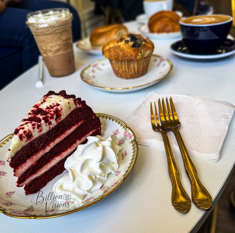 Café Flo - Hartford, Hartford County
