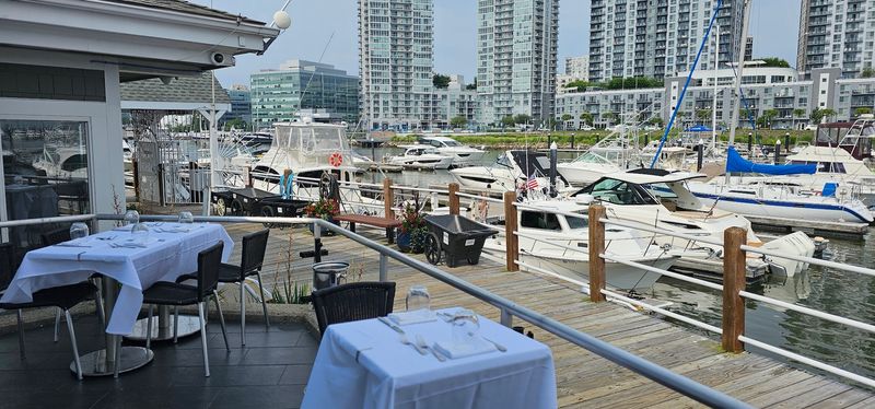 Prime: An American Kitchen & Bar 