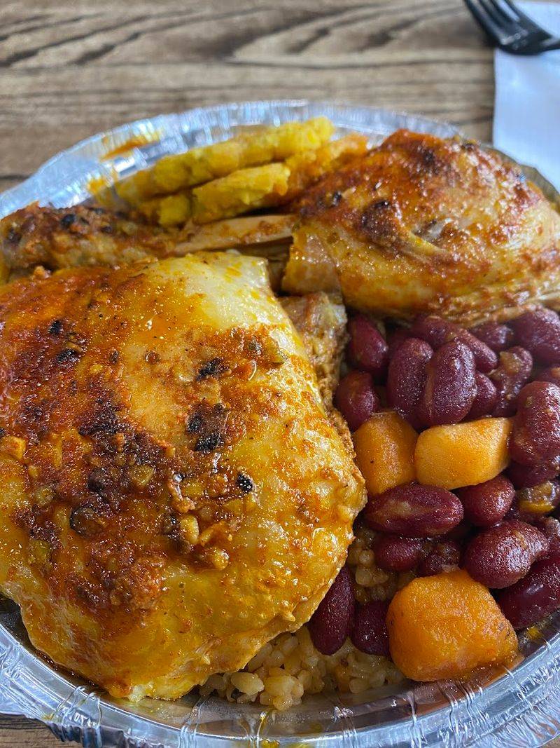 La Isla &mdash; Hamden, Connecticut