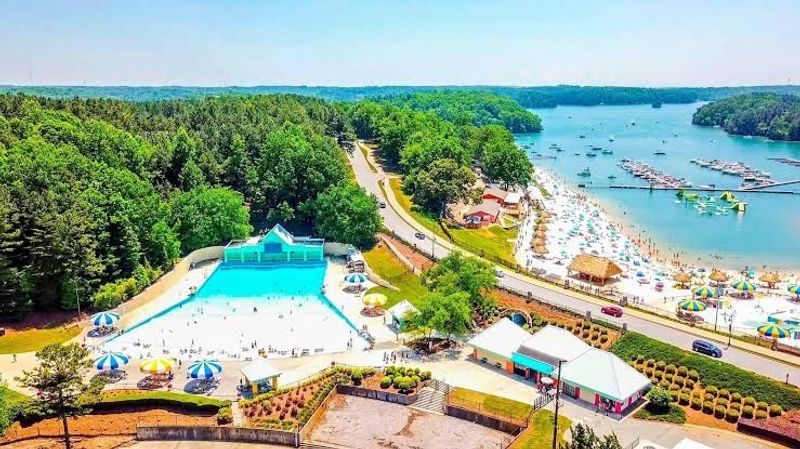 LakeHouse at Lanier Islands - Resort accommodations adjacent to the water park