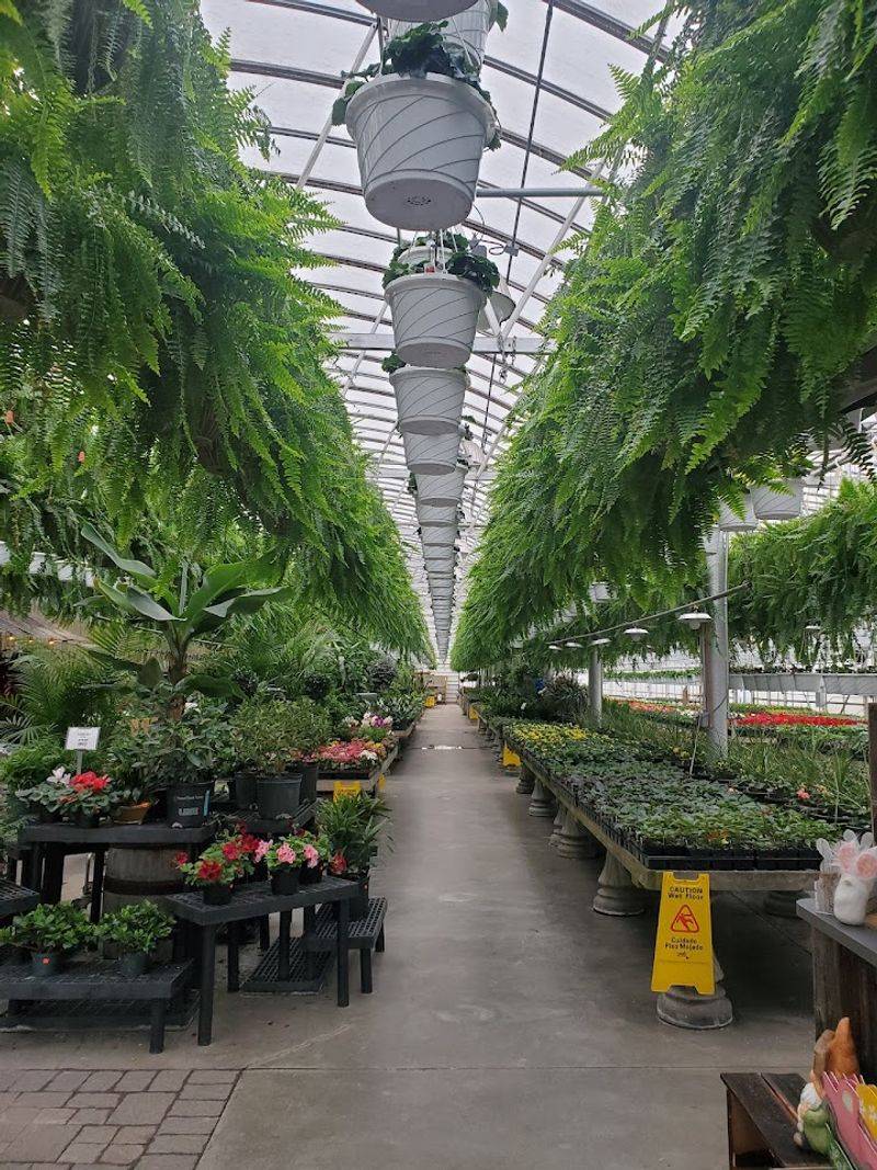 Baker's Home & Garden Center