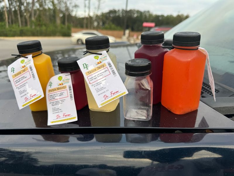 Dr. Farm Organic Juices, Savannah