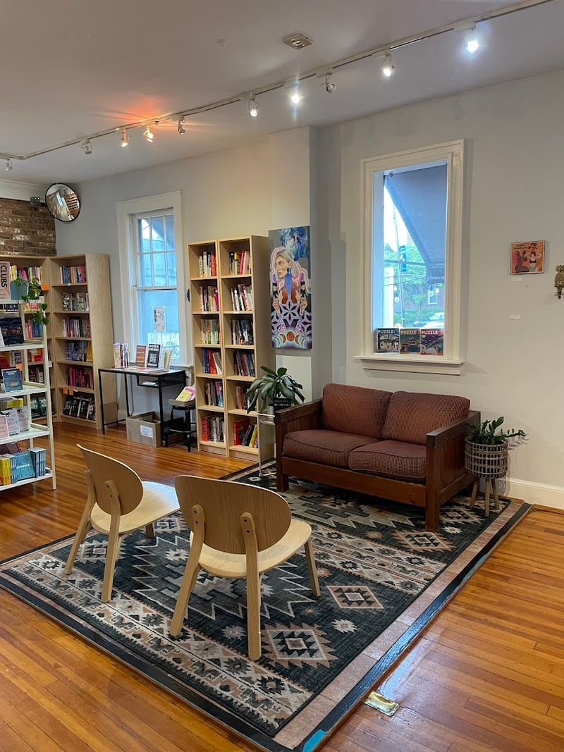 Eleanor&rsquo;s Norfolk &mdash; Norfolk: Author Events, Book Discussions & Community Reading Programs