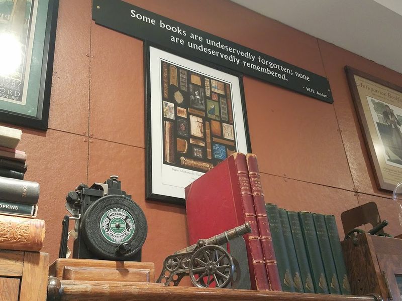 Motte & Bailey Booksellers &mdash; Ann Arbor