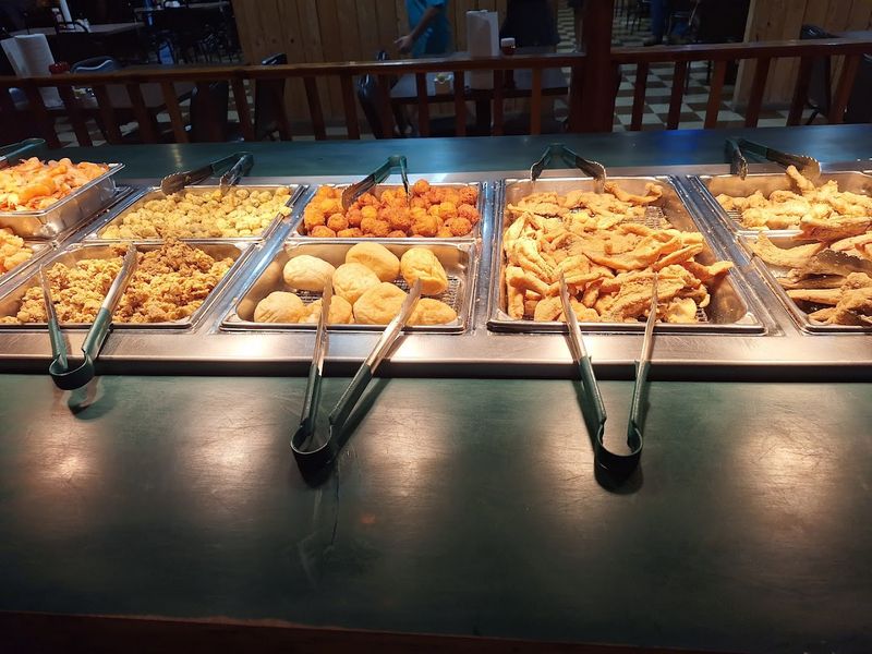 Mack's On the River - Hattiesburg