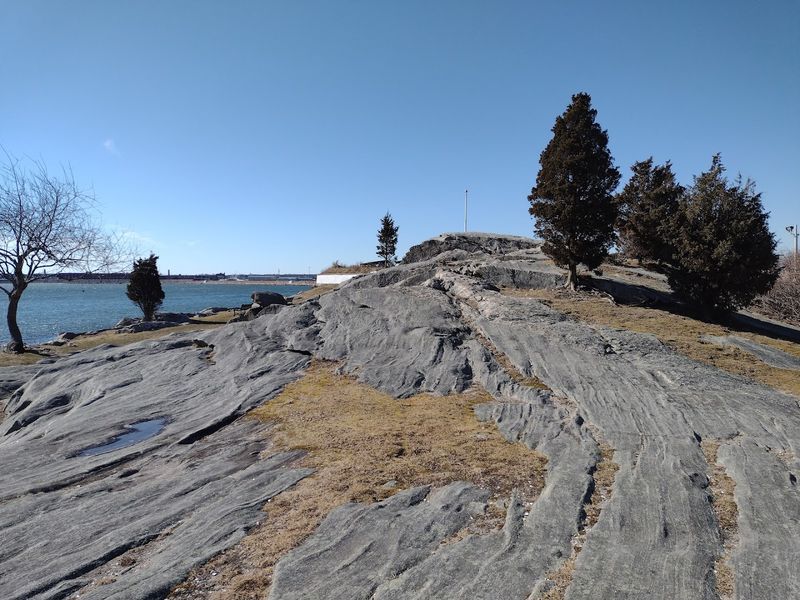 Fort Phoenix State Reservation Trails 