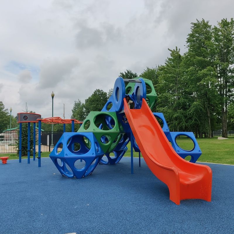 Parkview Playground - Cleveland
