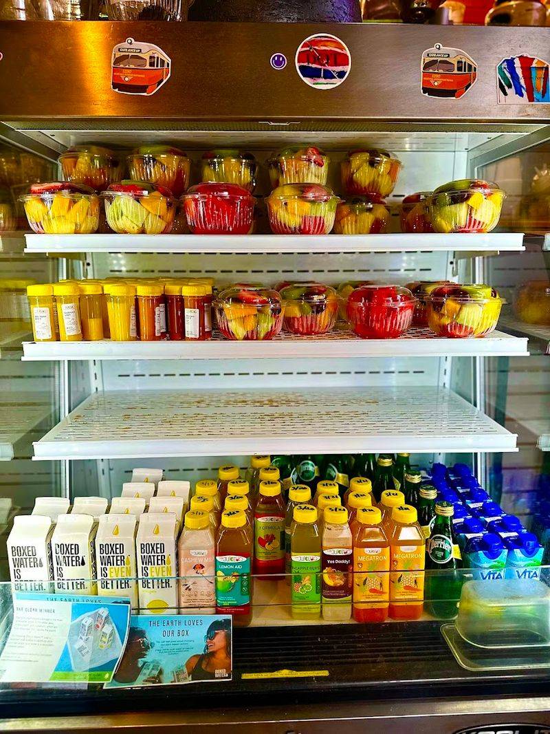 CAFE JUICEUP 