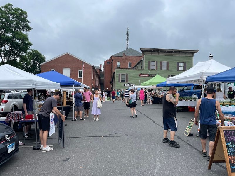 Canton Main Street (Collinsville) Farmer's Market &mdash; Collinsville