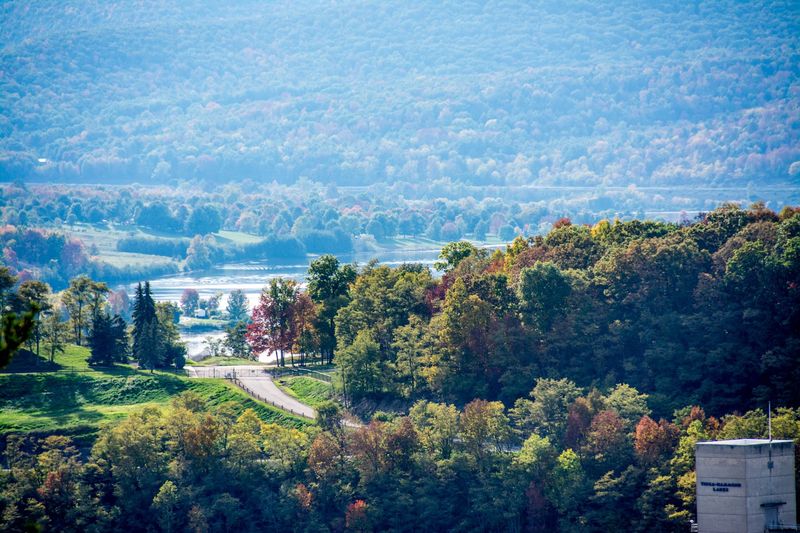 Hammond Lake
