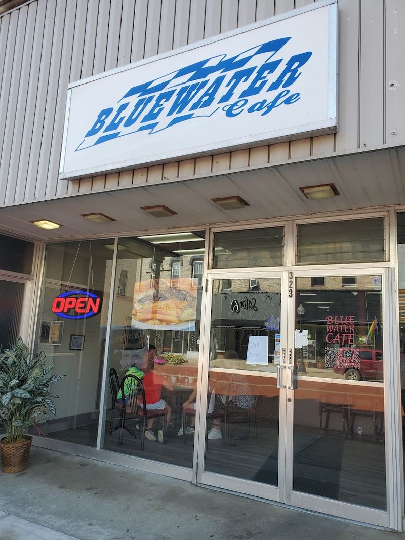 Bluewater Cafe — Ionia