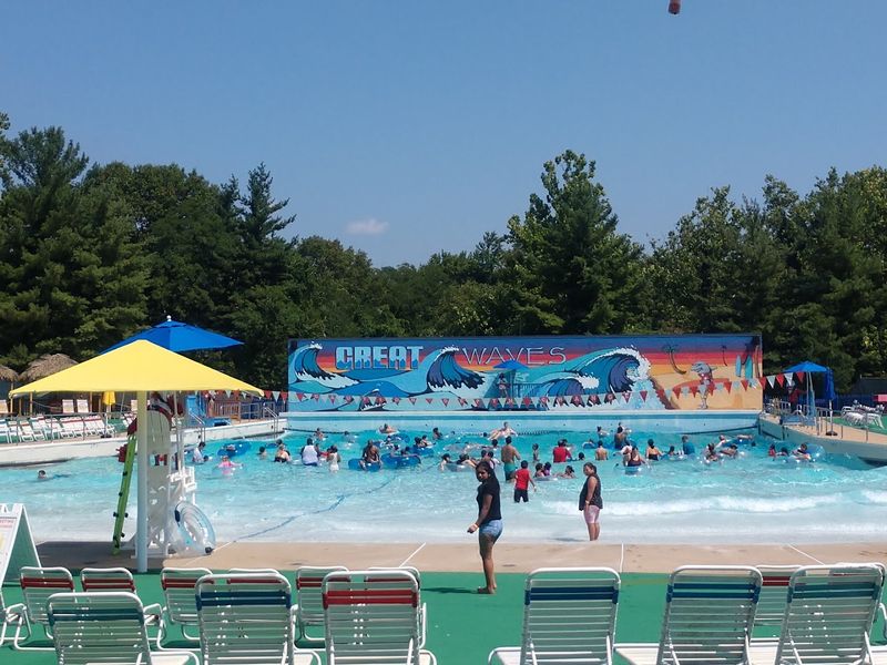 Great Waves Waterpark 