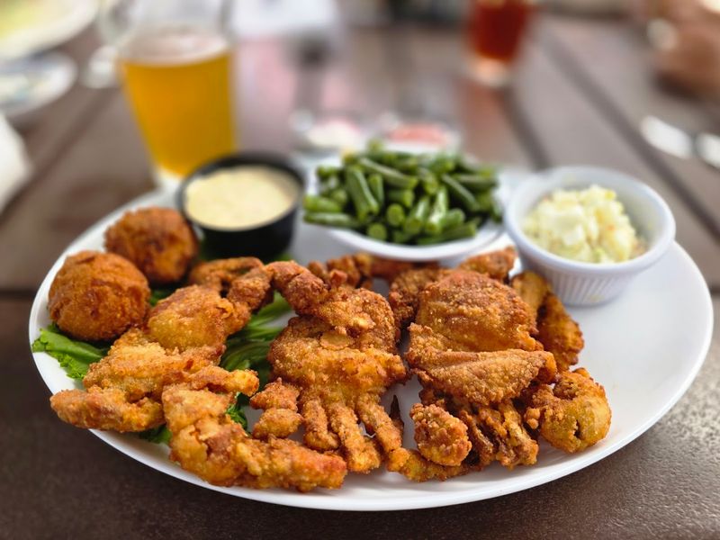 Coinjock Marina Restaurant - Coinjock, Currituck County
