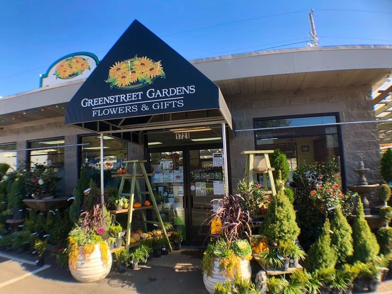 Greenstreet Gardens - Alexandria, Fairfax County