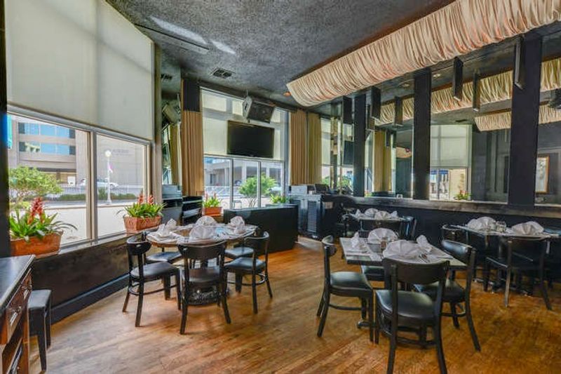 Il Giardino - Hampton, Hampton City