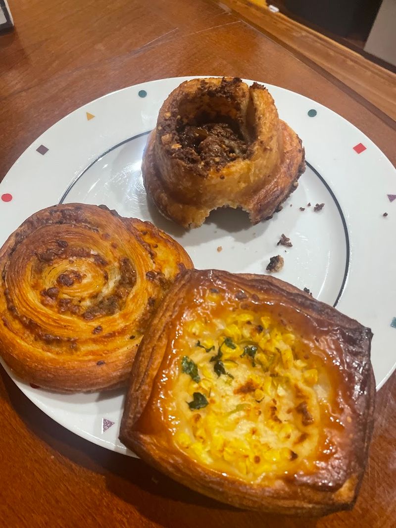 The Cinnamon Roll That Inspired a Cult Following
