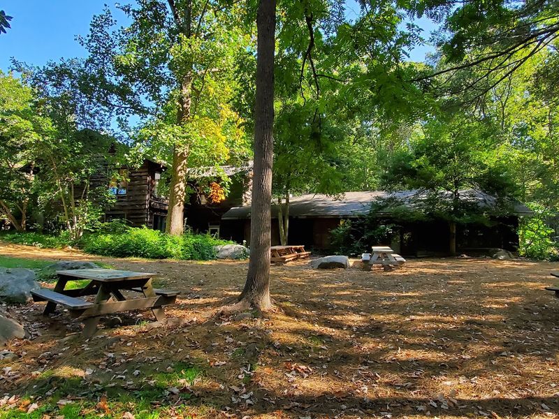 Denison Pequotsepos Nature Center - Mystic, New London County
