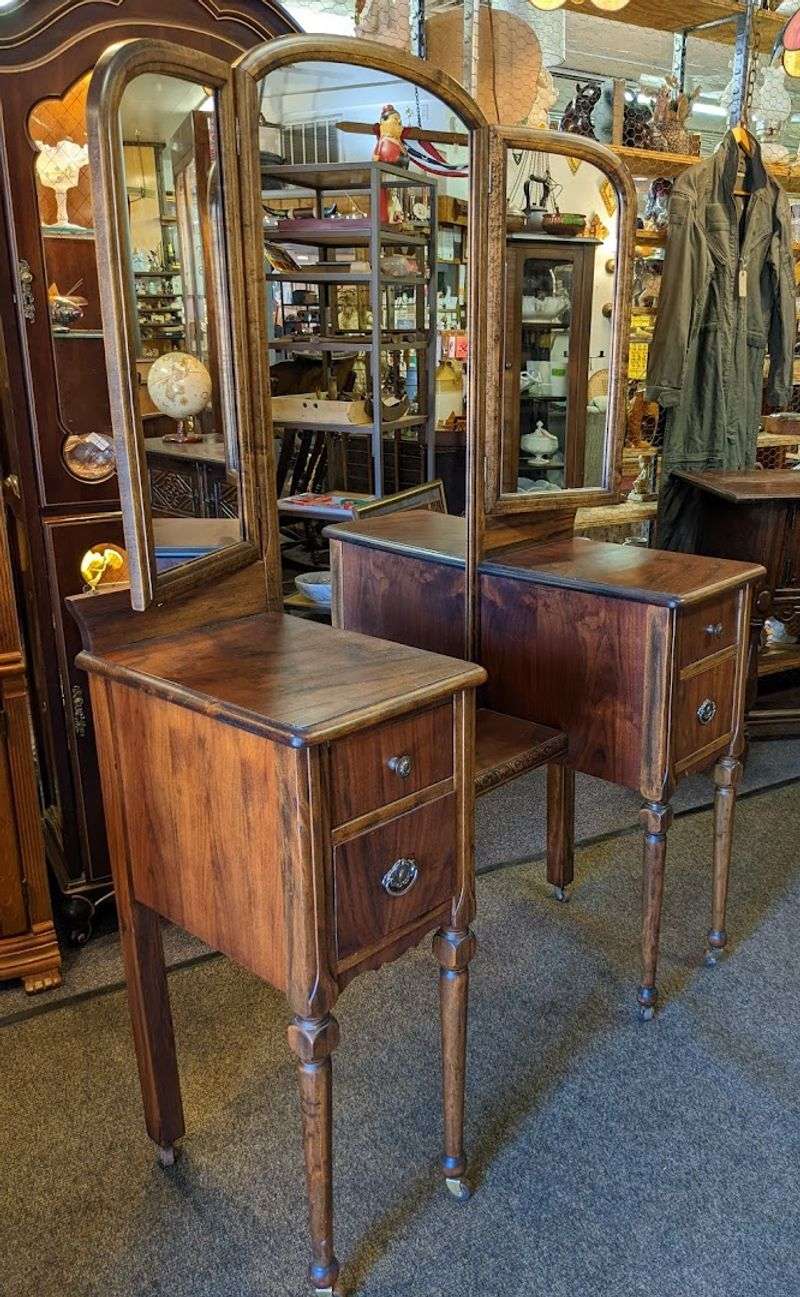 Rivertown Antiques