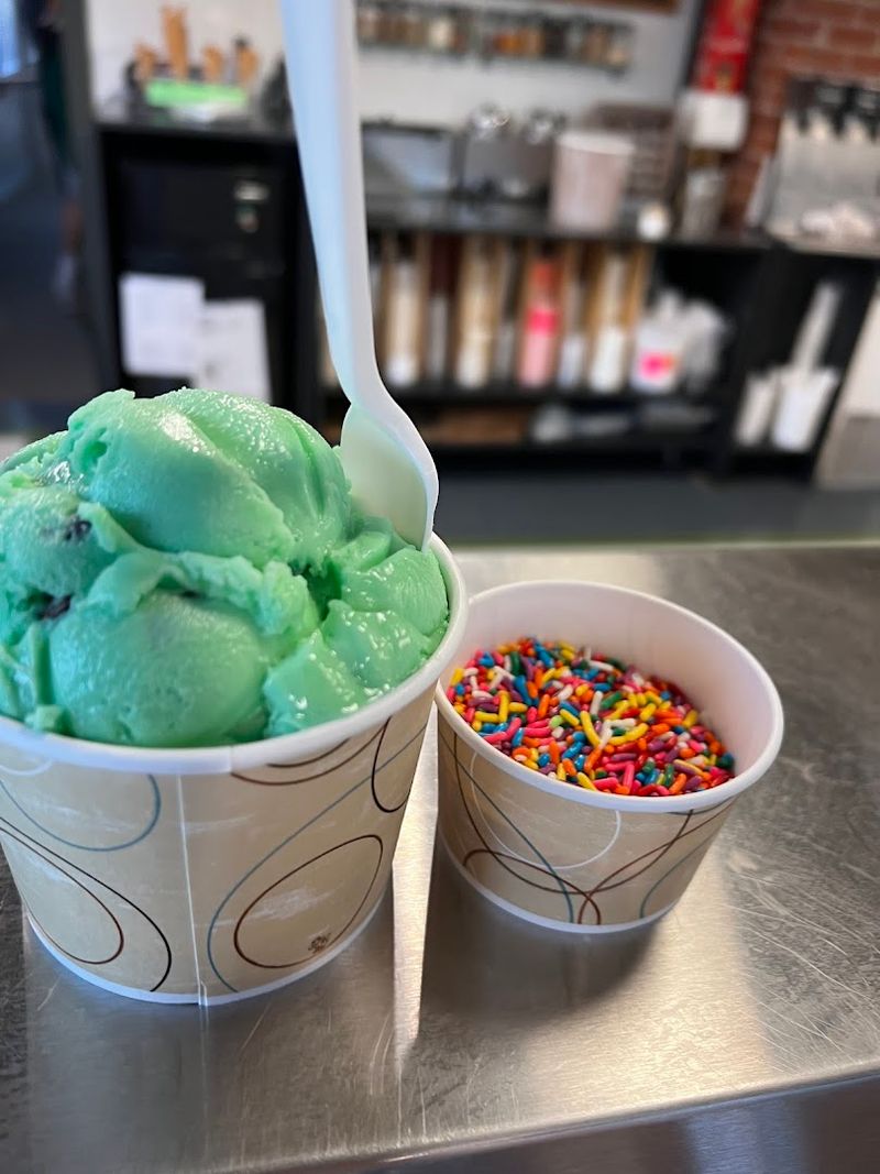Sweet Claude's Ice Cream (Cheshire, CT)