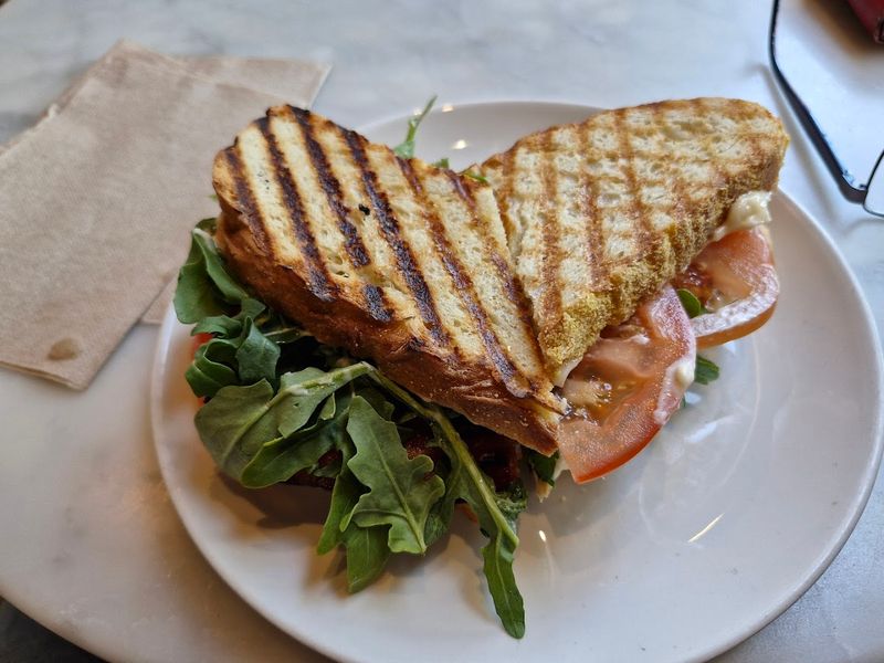 Flour Bakery + Caf&eacute; (South End)