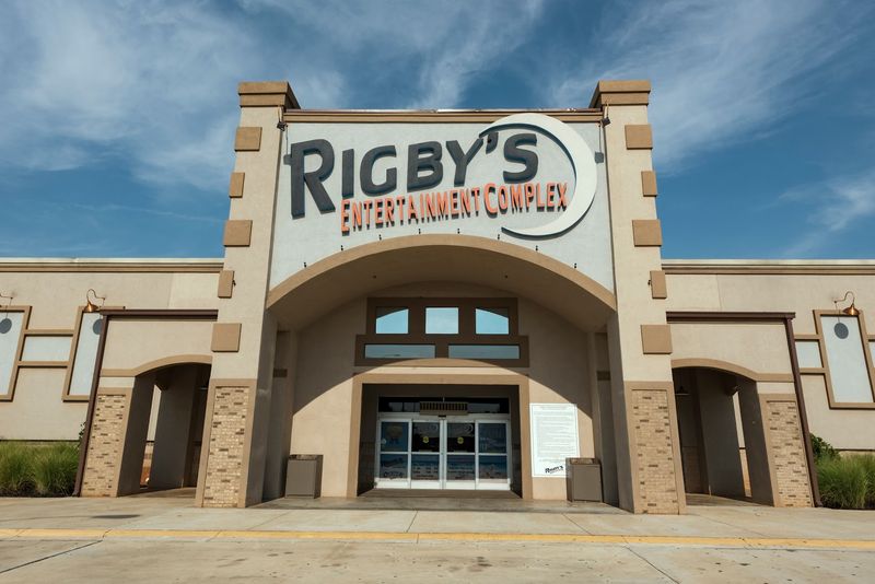 Rigby's Entertainment Complex - Warner Robins
