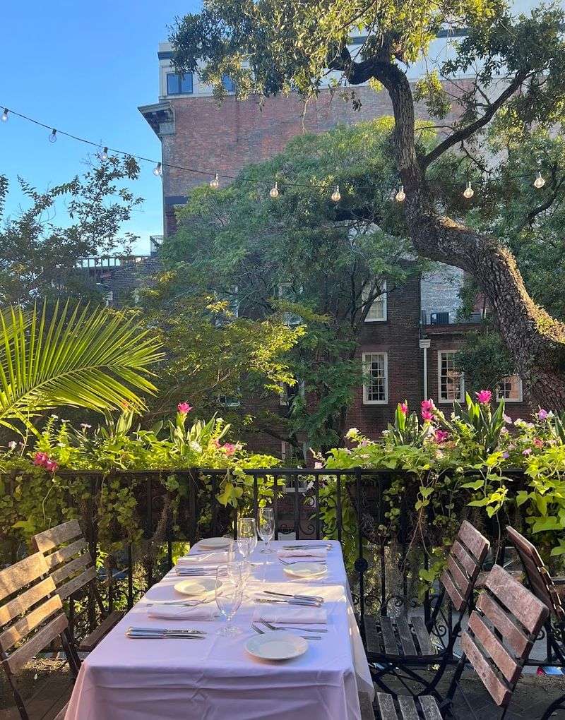 The Olde Pink House &ndash; Savannah