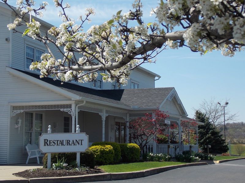 Amish Door Restaurant - Wilmot, Stark County