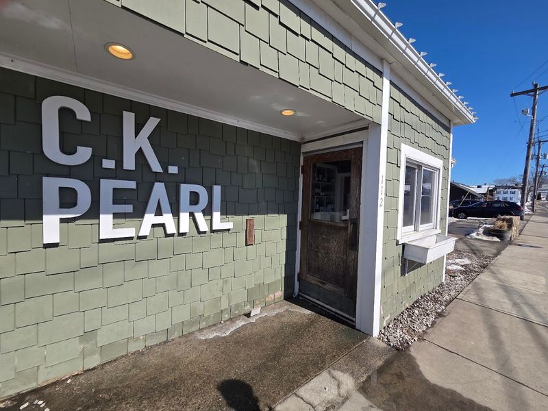 CK Pearl – Essex