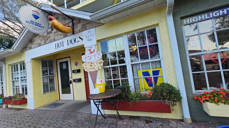 Hot Dogs on Main