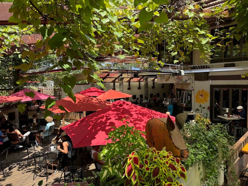 Guglhupf Bakery, Cafe & Biergarten