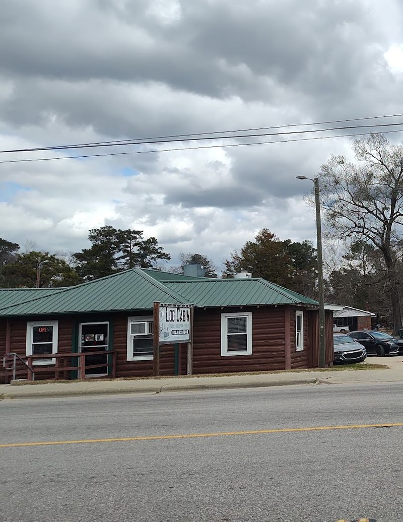 The Log Cabin Restaurant – Tar Heel